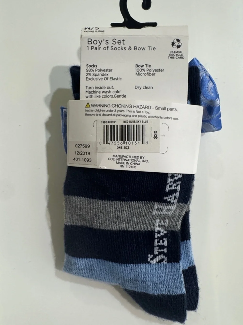 2 Set Boys' Blue Paisley Bow Tie & Gray/Navy Stripe Socks